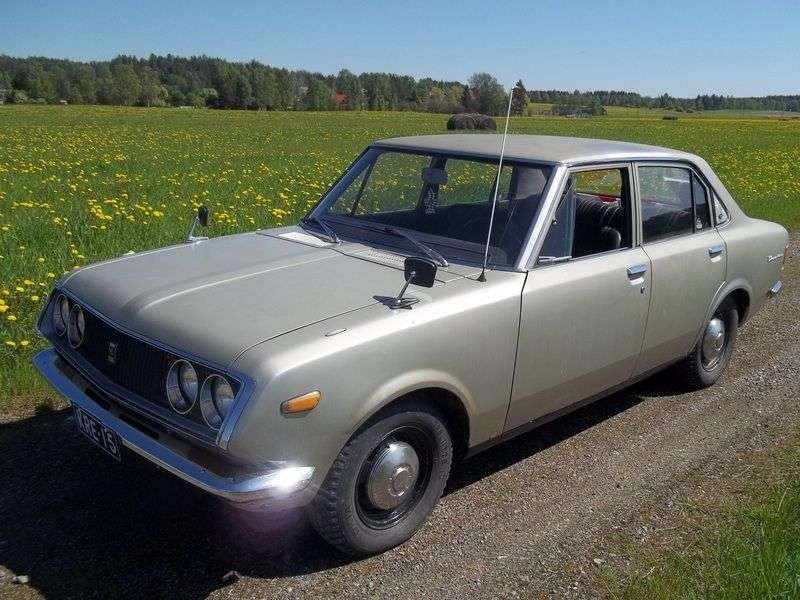 Toyota Mark II T60 / T70sedan 1.9 MT (1968–1969)
