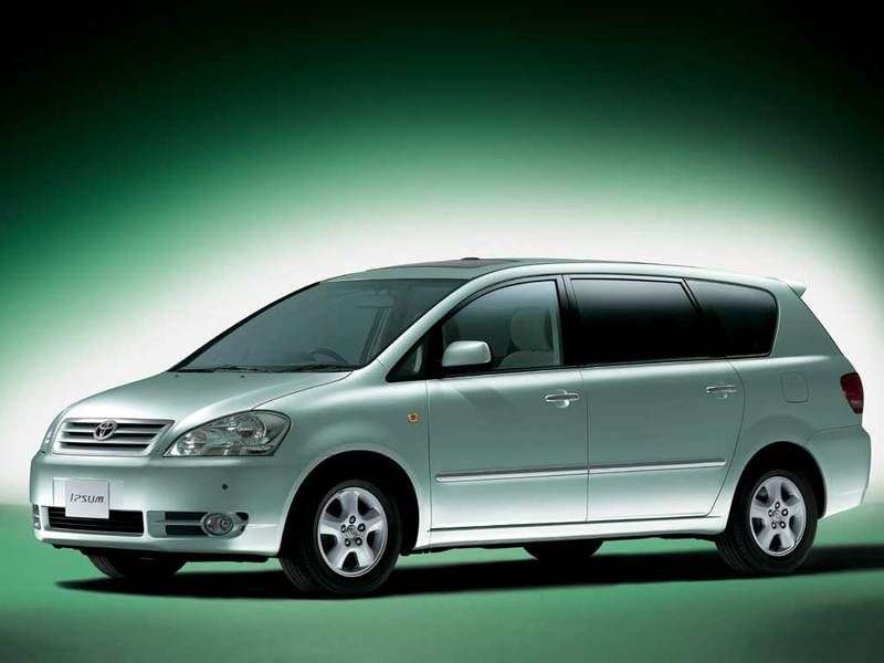 Toyota Ipsum minivan drugiej generacji 2.4 AT 4WD (2001 2003)