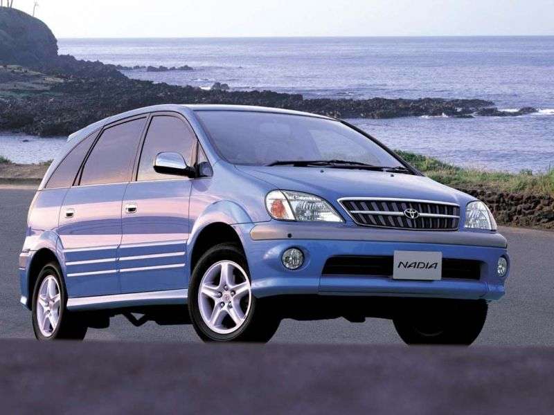 Toyota Nadia 1st generation minivan 2.0 AT (1998–2001)