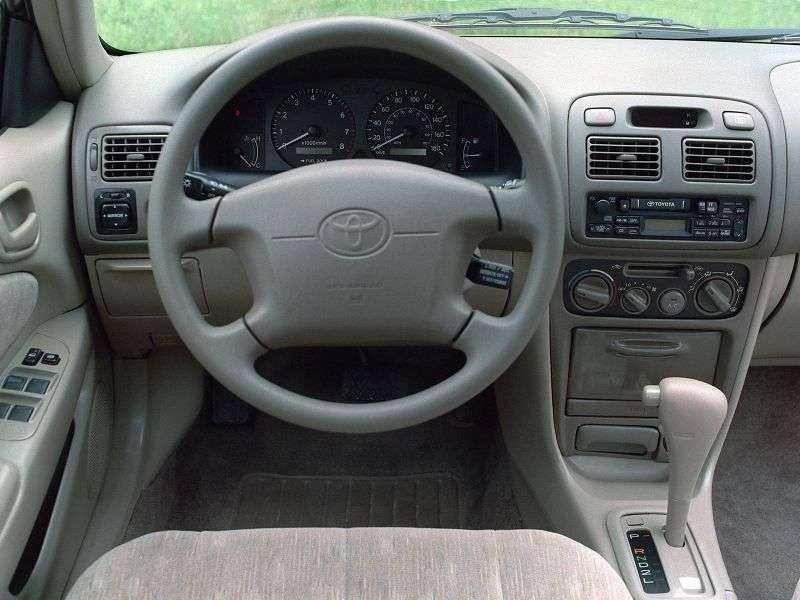 Toyota Corolla E110hetchbek 3 dv. 1.6 MT (1997–2000)