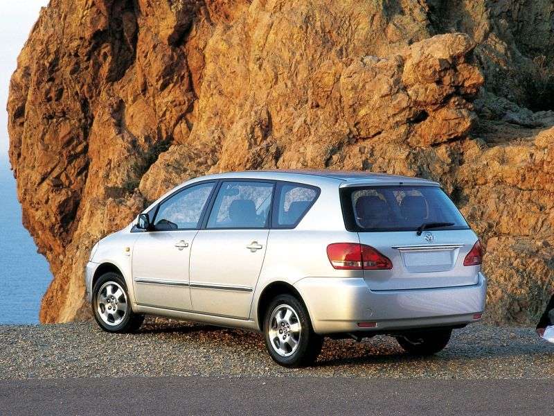 Toyota Ipsum minivan 2.generacji 2.4 AT (2001 2003)