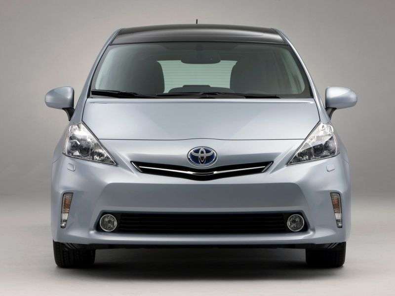 Toyota Prius V minivan pierwszej generacji 1.8 CVT 7seat (2012 obecnie)