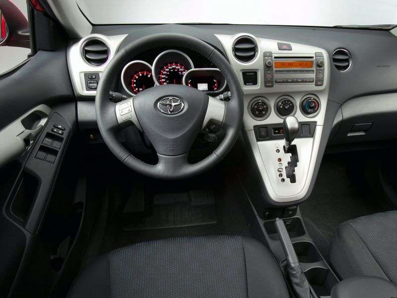 Toyota Matrix 2nd generation XR hatchback 5 dv. 2.4 MT (2009–2010)