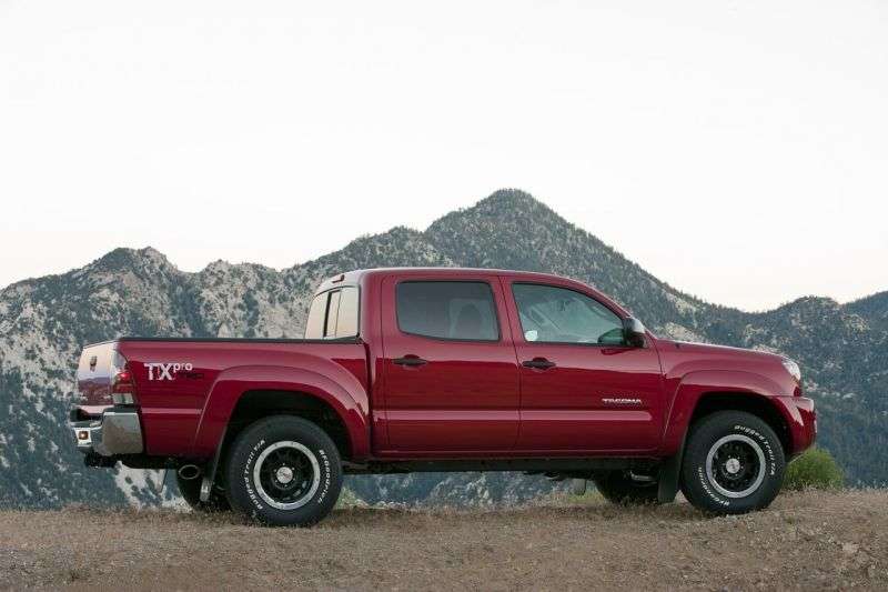 Toyota Tacoma 2nd generation [restyling] Double Cab pick up 4 bit. 4.0 MT 4x4 L1 (2010–2011)