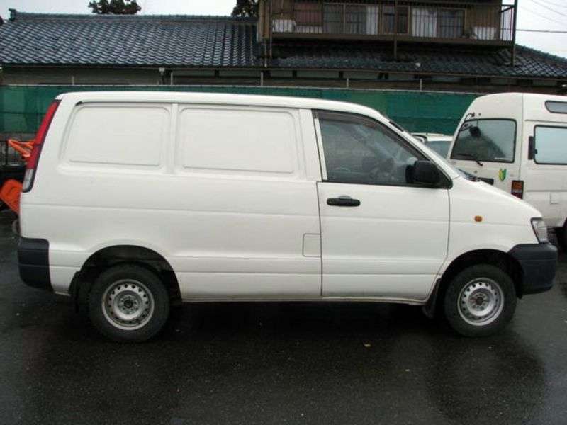 Toyota Town Ace 4th generation van 1.8 AT (1996–1998)