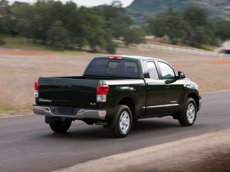 Toyota Tundra 2nd generation [restyling] Double Cab pick up 4 bit. 5.7 AT (2009 – n. In.)
