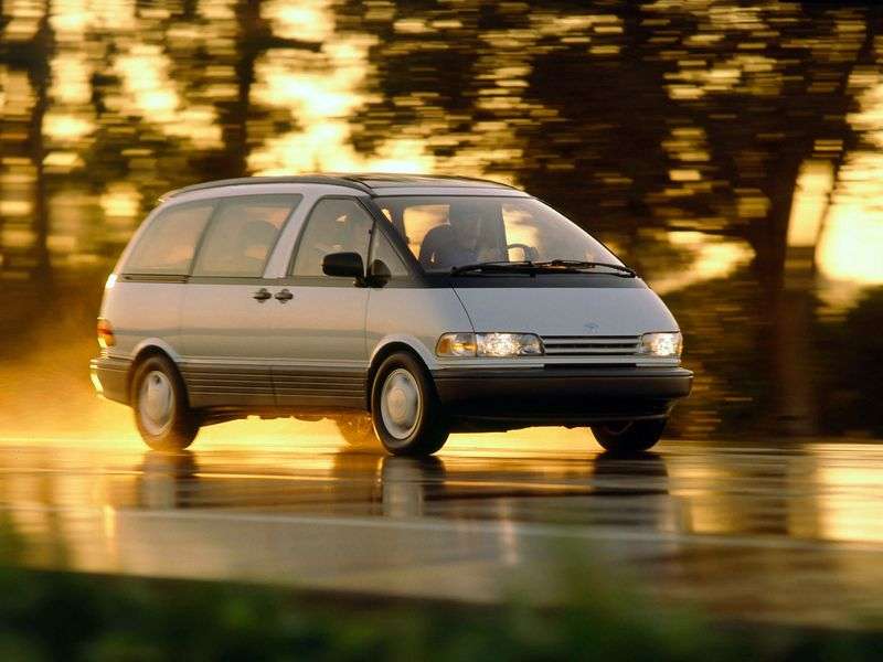 Toyota Previa XR10 / XR20 minivan 2.4 MT (1990 1995)