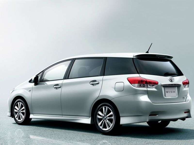 Toyota Wish minivan drugiej generacji 2.0 CVT 7seat (2009 2012)