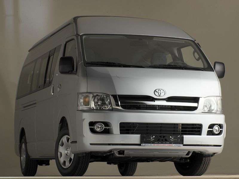 Toyota Hiace H200Minibus 3.0 D MT Standard (2013) (2012 obecnie)