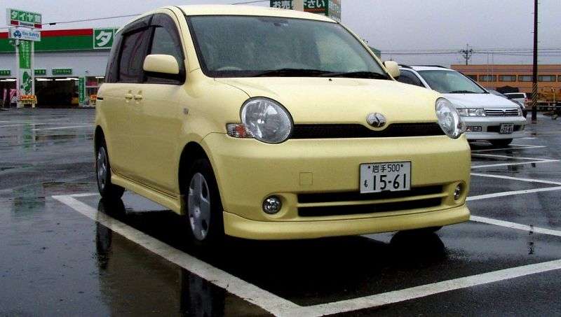 Toyota Sienta minivan 1.generacji 1.5 AT 4WD (2003 2006)
