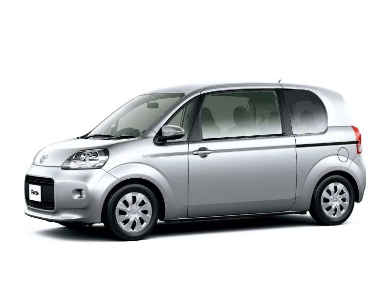 Toyota Porte 2nd generation minivan 1.3 CVT (2012 – n. In.)