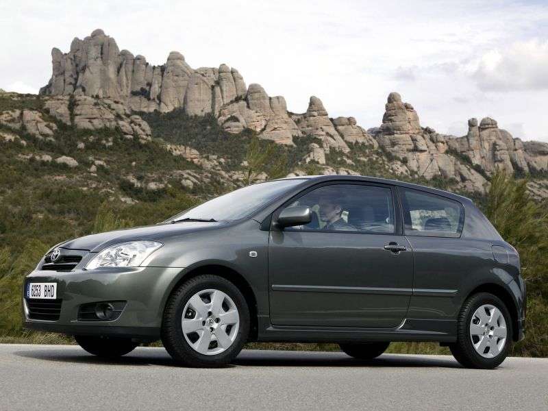 Toyota Corolla E130 [zmiana stylizacji] hatchback 3 drzwiowy. 1.8 MT z doładowaniem (2006 2007)