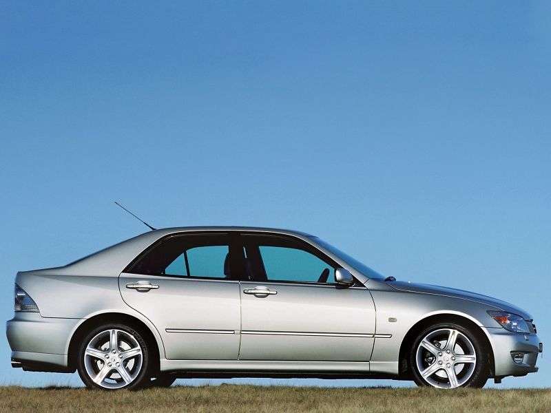 Toyota Altezza XE10sedan 2.0 MT (1998–2005)