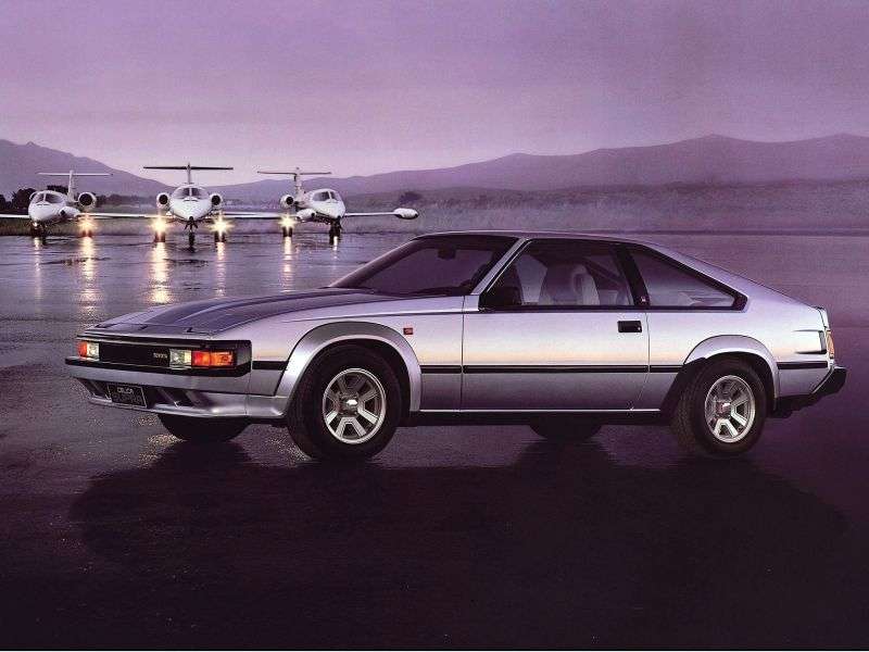 Toyota Supra Mark II [zmiana stylizacji] 2.8 MT Overdrive coupe (1984 1986)