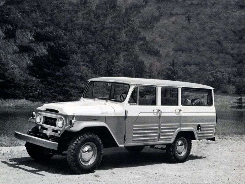 Toyota Land Cruiser J40 / J50FJ45V SUV 5 bit. 3.9 MT AWD (1961–1974)