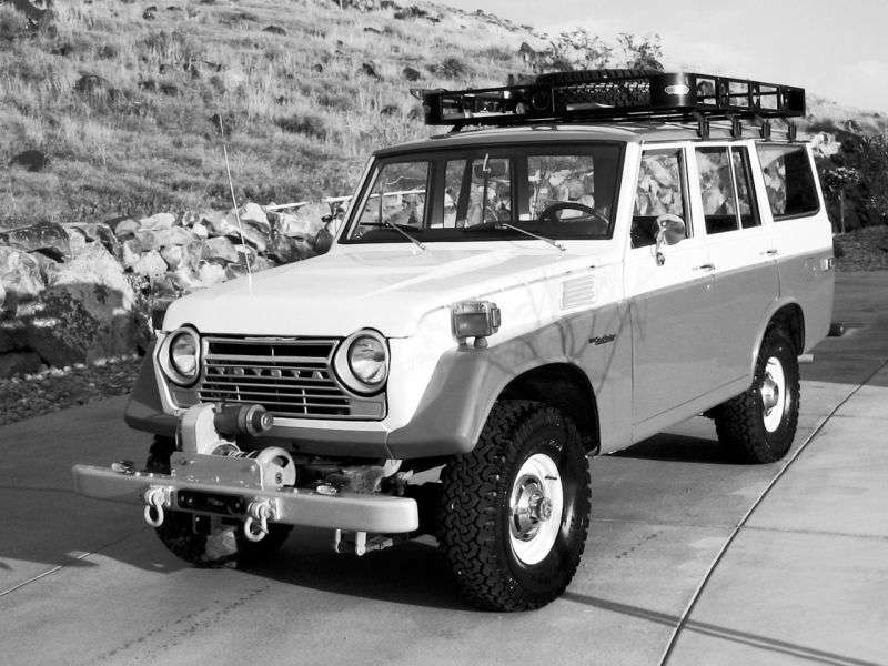 Toyota Land Cruiser J40 / J50FJ55V wagon 5 bit. 4.2 MT AWD (1967–1974)