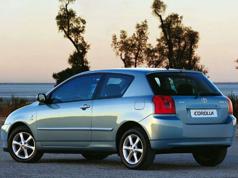 Toyota Corolla E120 hatchback 3 drzwiowy 1,6 MT (2001 2004)