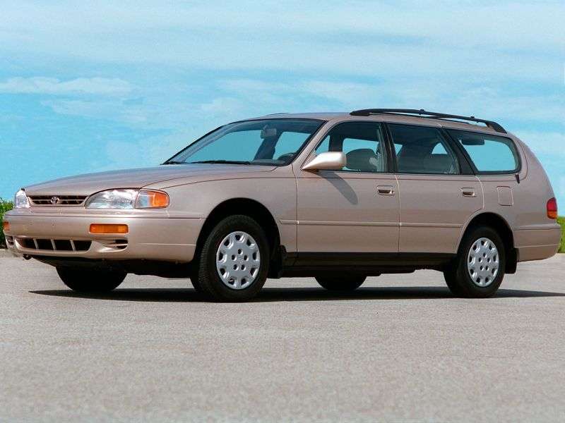 Toyota Camry XV10 [zmiana stylizacji] kombi 3.0 AT Overdrive (1995 1996)