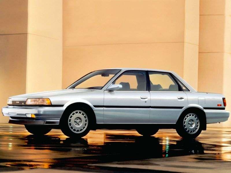 Toyota Camry V20sedan 2.0 MT 4WD (1987–1991)