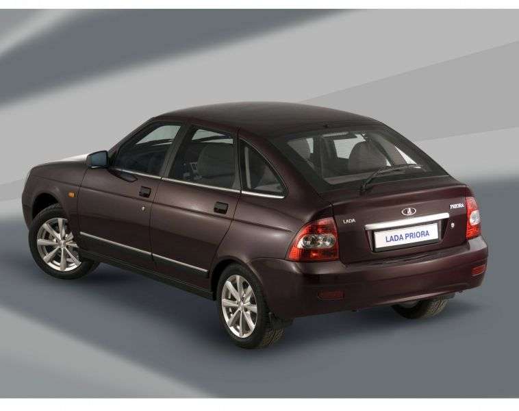 VAZ (Lada) Priora, 5 drzwiowy hatchback 2172 pierwszej generacji. 1.6 MT 16 cl (Euro 4) 21723 23 043 Lux (2013) (2011 obecnie)