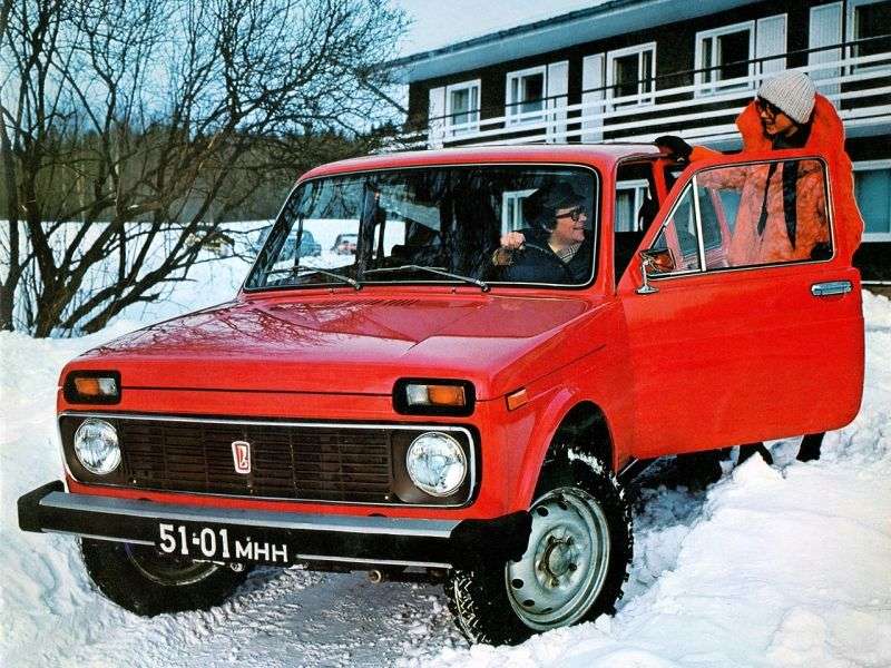 VAZ (Lada) 4x4 2121 SUV 1.6 MT (1977–1994)