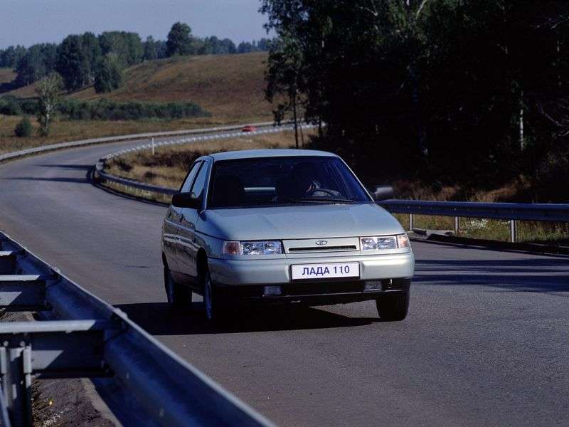 VAZ (Lada) 2110 4 drzwiowy sedan pierwszej generacji. 1,5 MT 21103 (1996 2007)