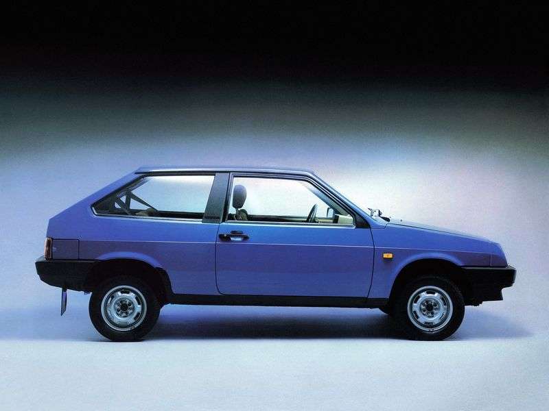 VAZ (Lada) 2108 1st generation hatchback 1.3 MT (1984–1997)