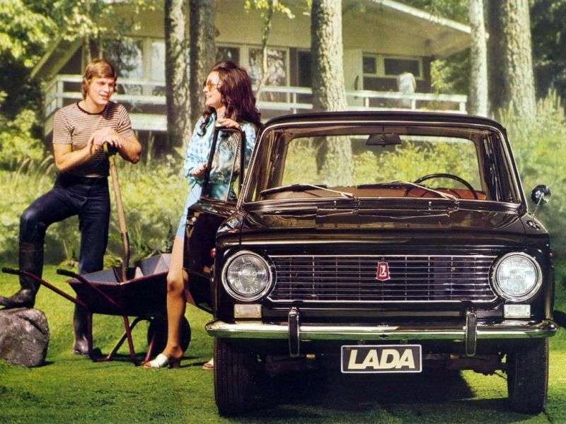 VAZ (Lada) 2101 1st generation sedan 21011 (1974–1988)
