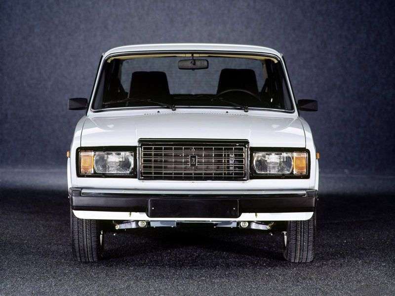 VAZ (Lada) 2107 sedan 1.generacji 1.6 MT 8 cl (Euro 3) 21074 30 011 / 012/013 (1982 2011)