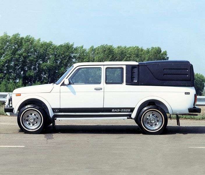 VAZ (Lada) 4x4 212132329 pickup 1.7 MT 011 Standard (niska markiza) (1995 obecnie)
