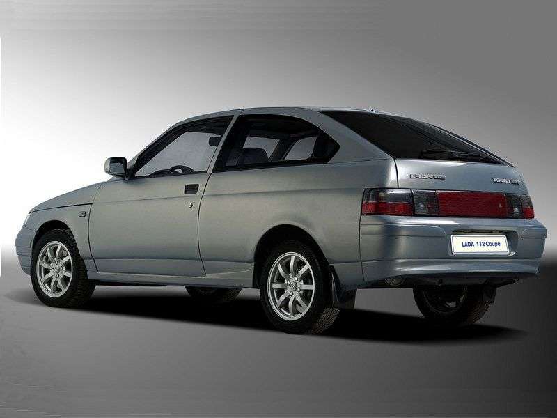VAZ (Lada) 2112 3 drzwiowy hatchback pierwszej generacji. 1,6 MT (2006 2008)