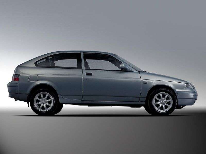 VAZ (Lada) 2112 3 drzwiowy hatchback pierwszej generacji. 1,6 MT (2006 2008)