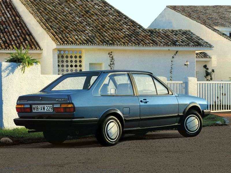 Volkswagen Polo sedan 2.generacji 1.3 MT (1983 1990)