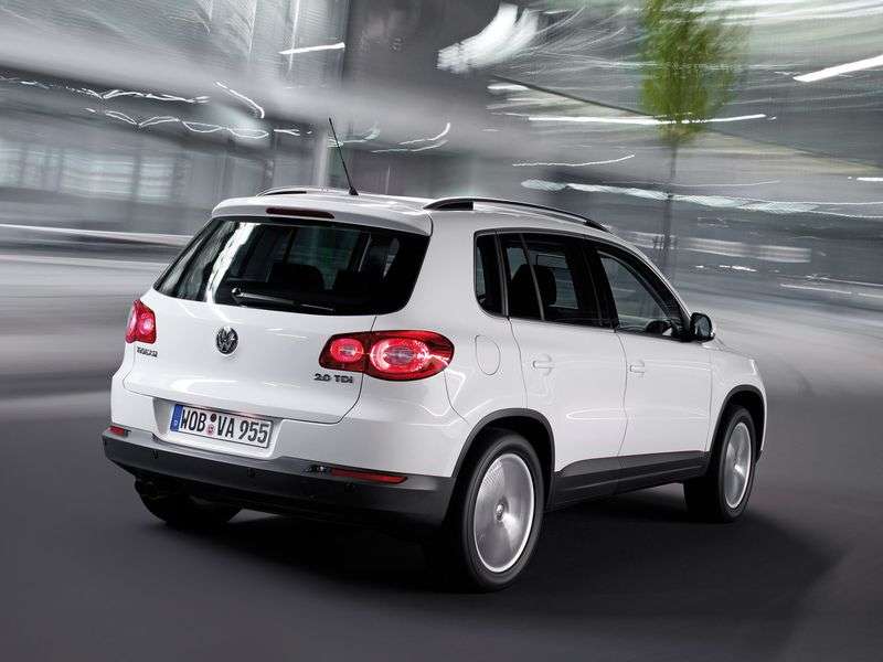 Volkswagen Tiguan 1st Generation Crossover 2.0 TDI 4Motion Euro5 MT (2009–2011)