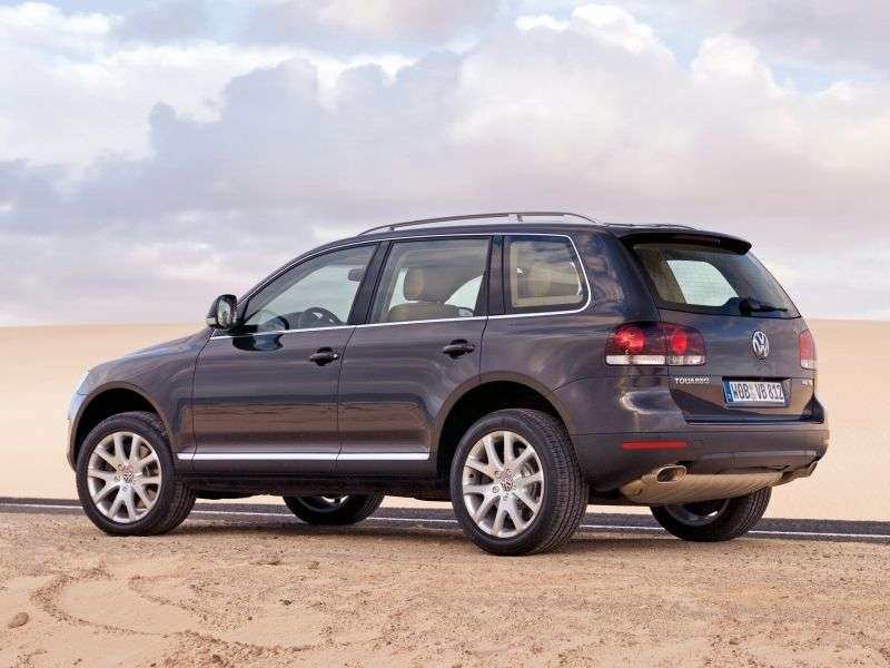 Volkswagen Touareg 1st generation [restyling] crossover 3.6 FSI AT (2007–2010)