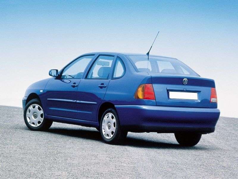 Volkswagen Derby 3rd generation sedan 1.8 MT (1995–2000)