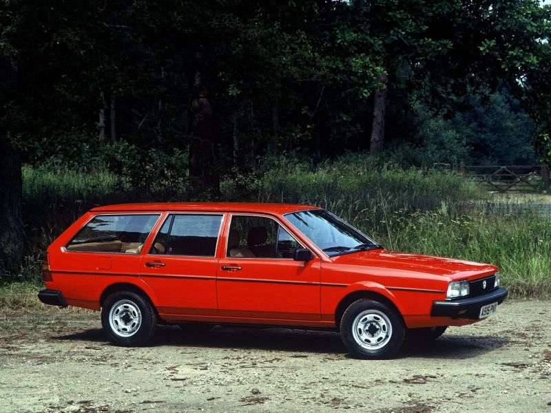 Volkswagen Quantum 1st generation wagon 1.8 AT (1985–1988)