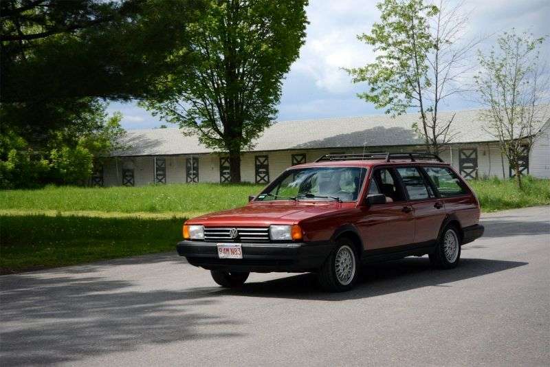 Volkswagen Quantum 1st generation wagon 1.8 AT (1985–1988)