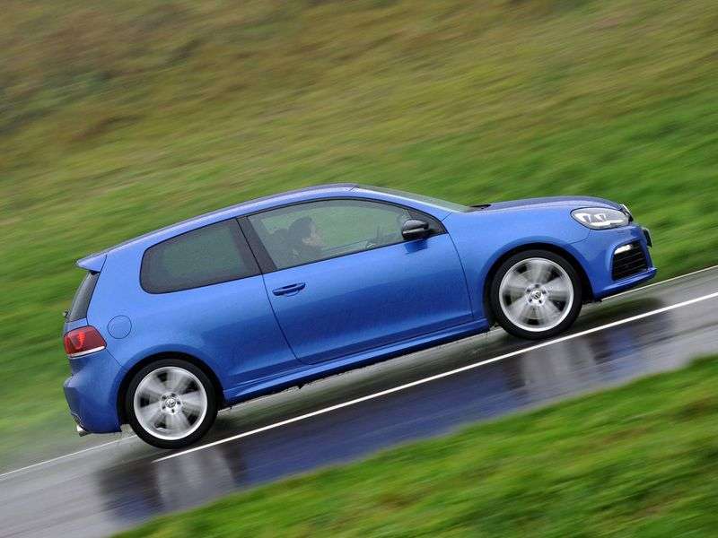 Volkswagen Golf 6 generacji R hatchback 3 drzwiowy 2.0 TSI Turbo 4Motion DSG R (2009 2012)