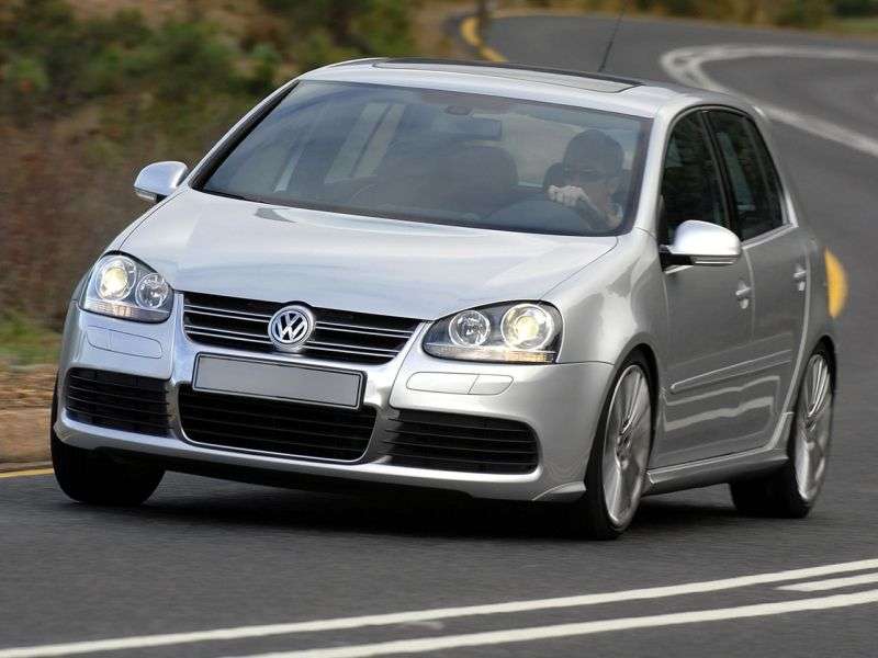 Volkswagen Golf 5 drzwiowy hatchback R32 5 drzwiowy 3.2 VR6 4motion MT (2005 2008)