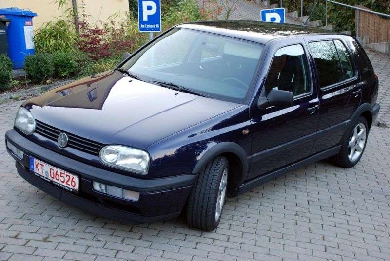 Volkswagen Golf 3 generacji 5 drzwiowy hatchback 1,9 D MT (1991 1997)