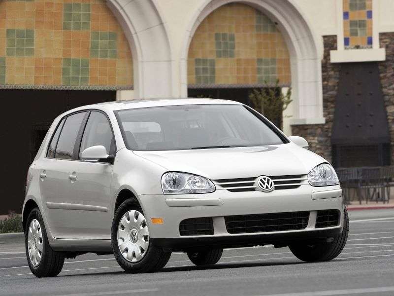Volkswagen Rabbit 5 drzwiowy hatchback drugiej generacji 2,5 MT (2006 2009)