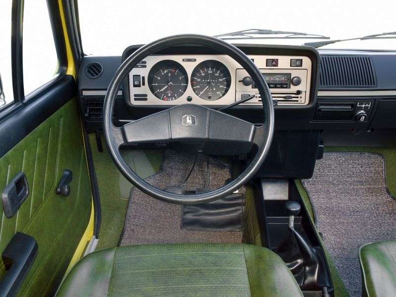 Volkswagen Rabbit 3 drzwiowy hatchback pierwszej generacji 1,5 MT (1975 1980)