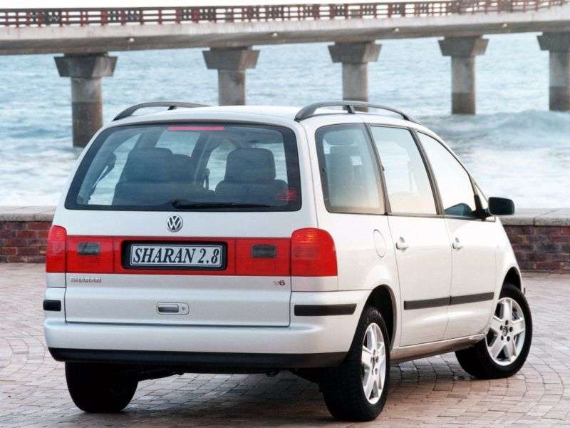 Volkswagen Sharan 1.generacji [zmiana stylizacji] minivan 1.9 TDI MT (2002 2003)