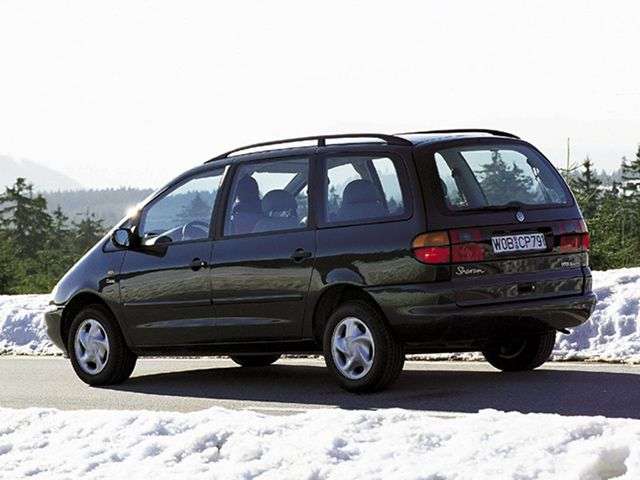 Volkswagen Sharan pierwszej generacji, 5 drzwiowy minivan 1,8 AT (1997 2000)