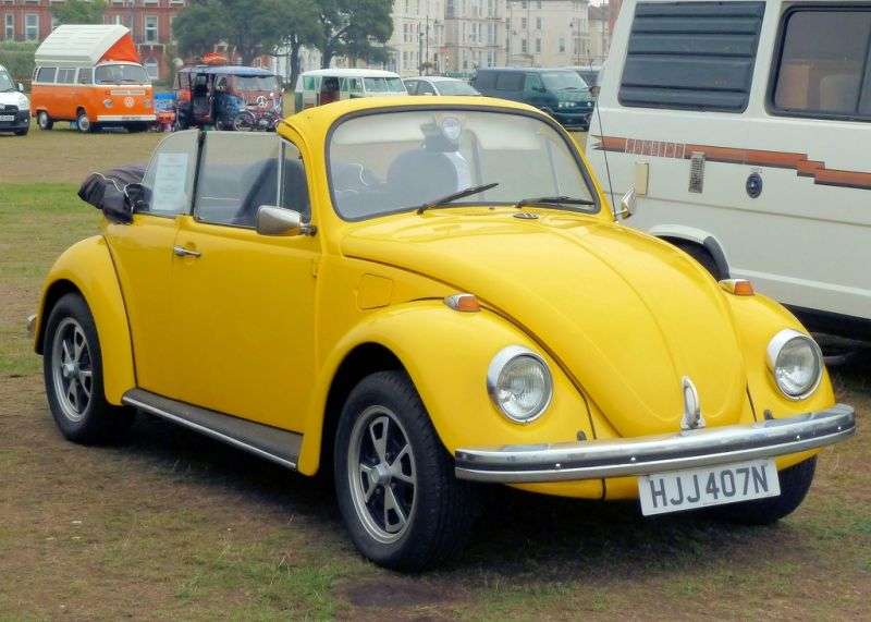 Volkswagen Beetle 1200 [4th restyling] 1.3 MT convertible (1973–1975)