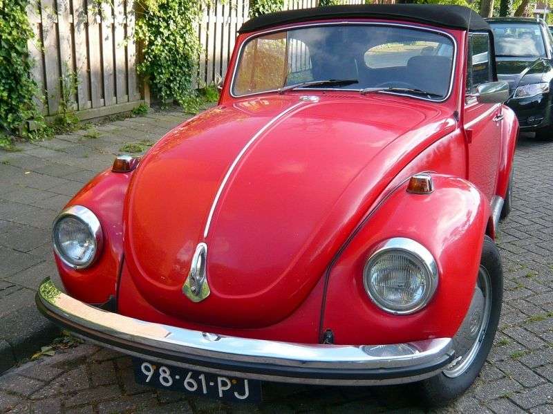 Volkswagen Beetle 1302/1303 [3rd restyling] 1.3 MT convertible (1970–1972)