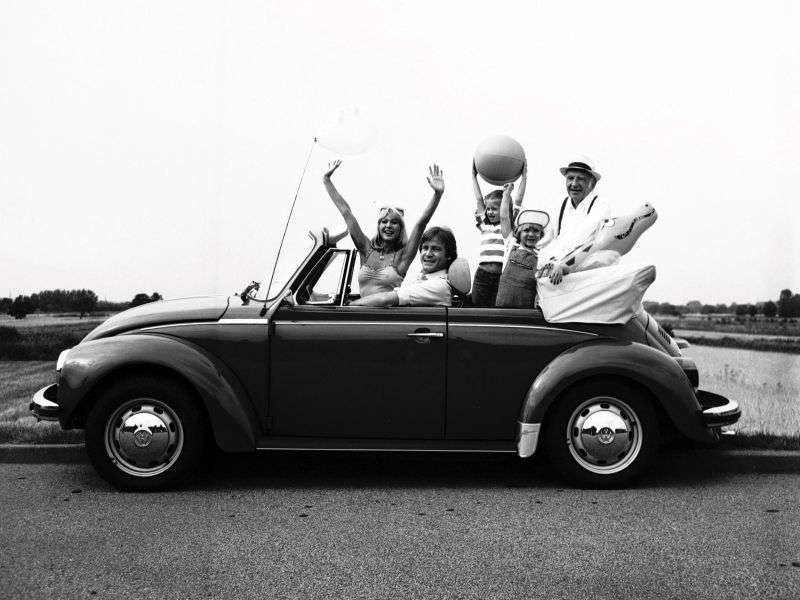 Volkswagen Beetle 1302/1303 [3rd restyling] 1.3 AMT L Convertible (1972–1975)