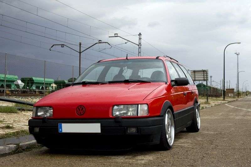 Volkswagen Passat B3 kombi 1.6 TD MT (1988 1993)