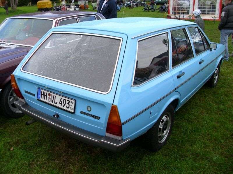 Volkswagen Passat B1 [restyling] wagon 1.5 D MT (1978–1981)